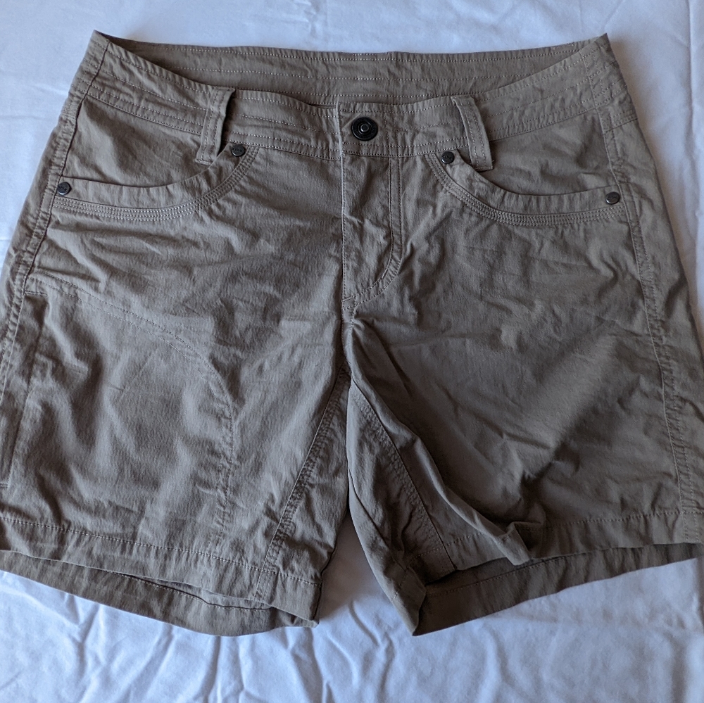Kuhl Women's Splash 5.5" Shorts Size 6 in Light Khaki